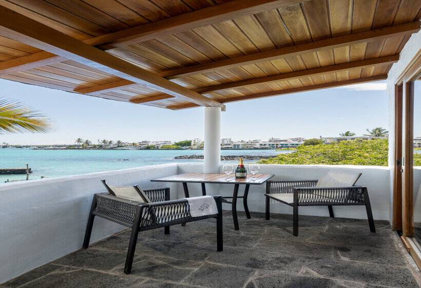 סוויטה, Blu Galapagos Sustainable Waterfront Lodge