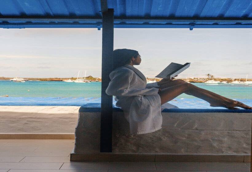 Люкс, Blu Galapagos Sustainable Waterfront Lodge