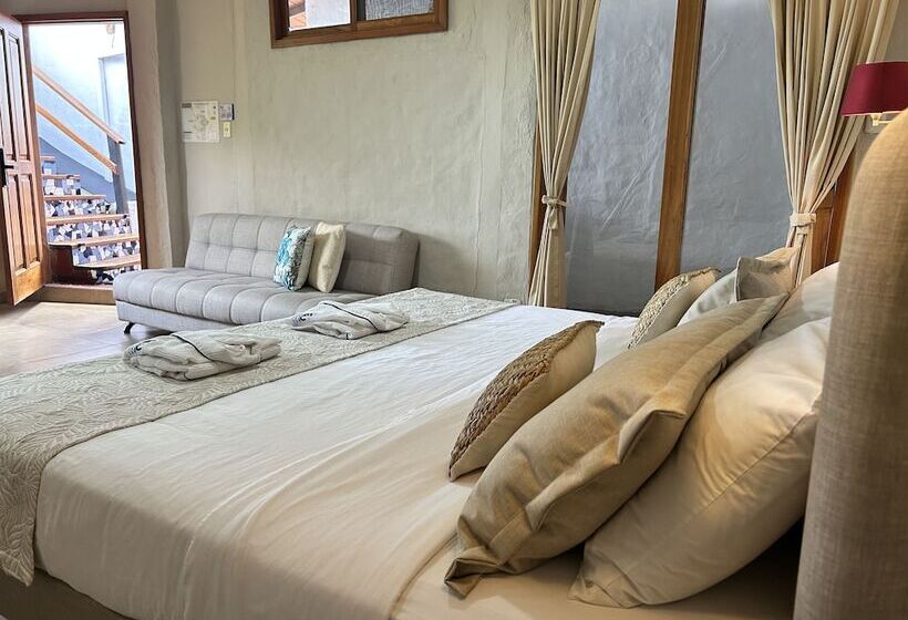 סוויטת ג'וניור, Blu Galapagos Sustainable Waterfront Lodge