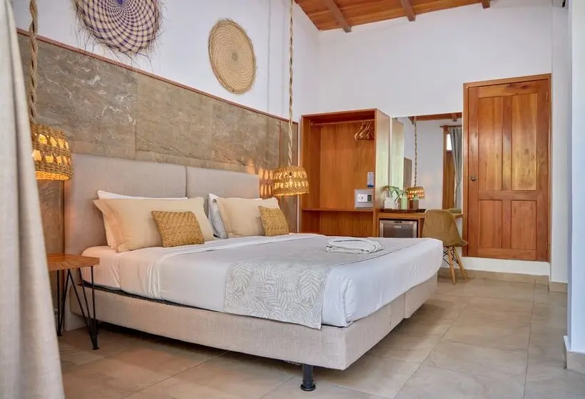 اتاق استاندارد, Blu Galapagos Sustainable Waterfront Lodge