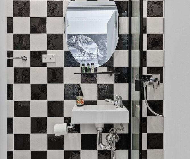 اتاق لوکس, Criterion Hotel Sydney