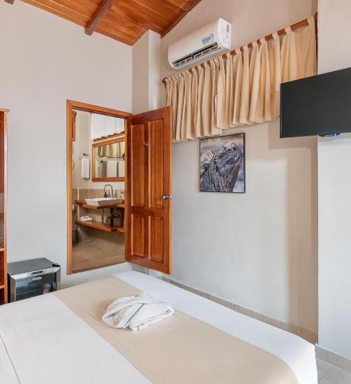 חדר סטנדרט, Blu Galapagos Sustainable Waterfront Lodge