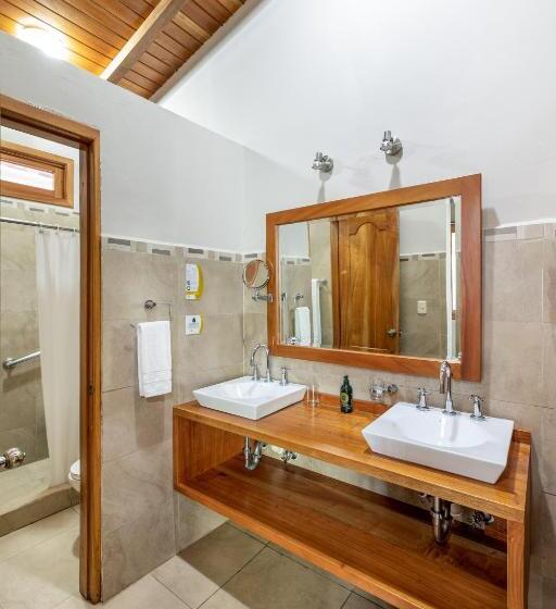 חדר סטנדרט, Blu Galapagos Sustainable Waterfront Lodge