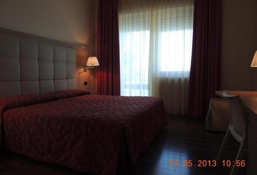 اتاق استاندارد, Gasparina Village