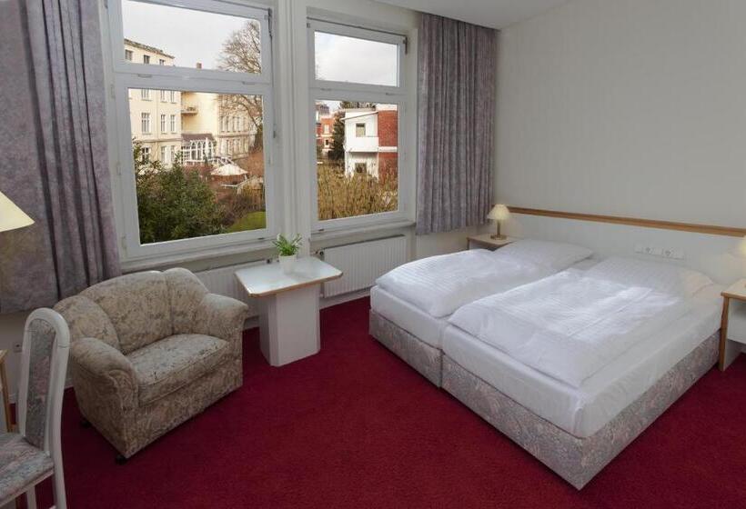 Номер Стандарт, Gästehaus Kaiserhof Lübeck