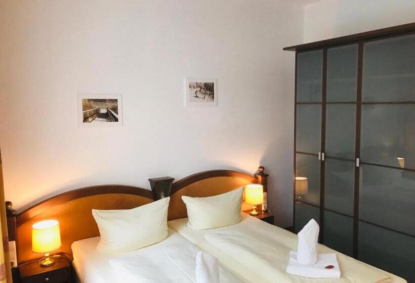 Номер Стандарт, Gästehaus Kaiserhof Lübeck