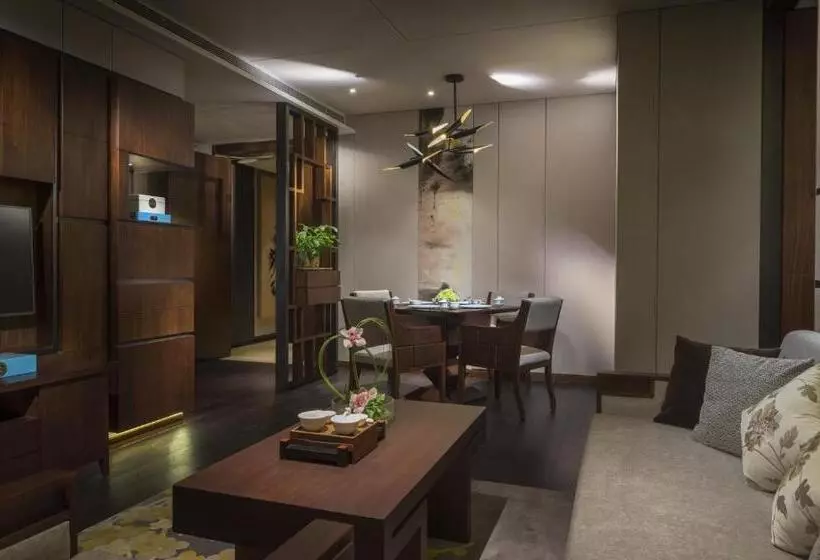 デラックススイート, Hualuxe Hotels & Resorts Nanchang High Tech Zone, An Ihg
