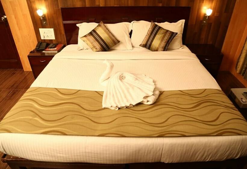 غرفة ديلوكس, Krishna Sagar , Ghaziabad