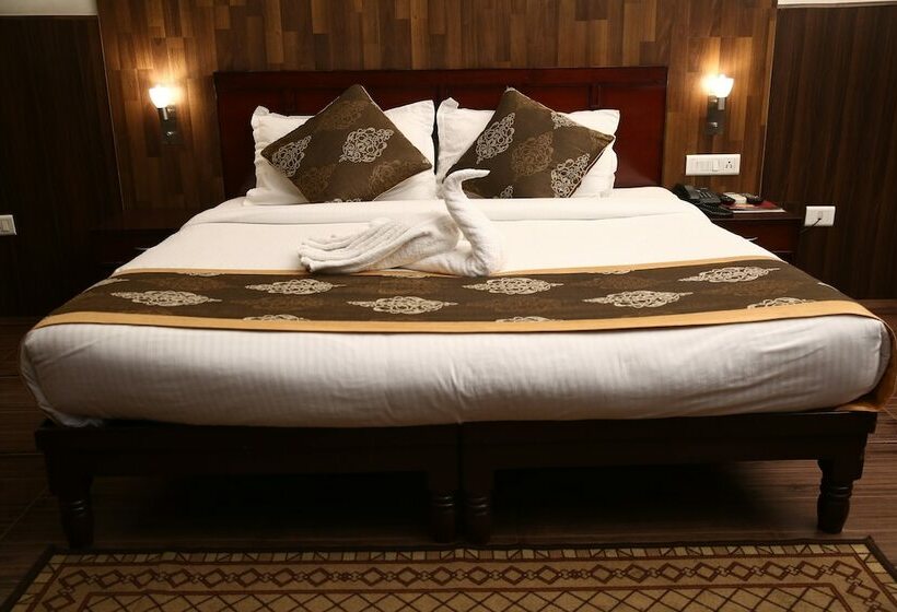 غرفة ديلوكس, Krishna Sagar , Ghaziabad