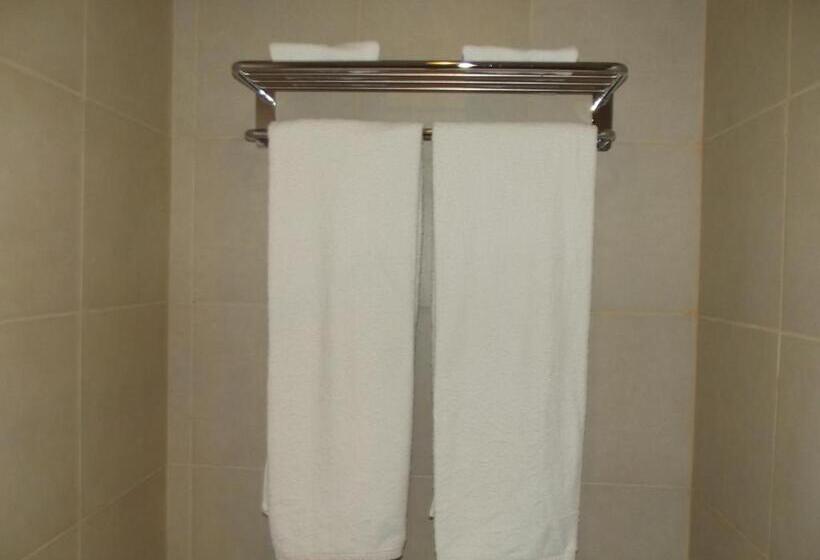 디럭스 룸, Luwansa Beach