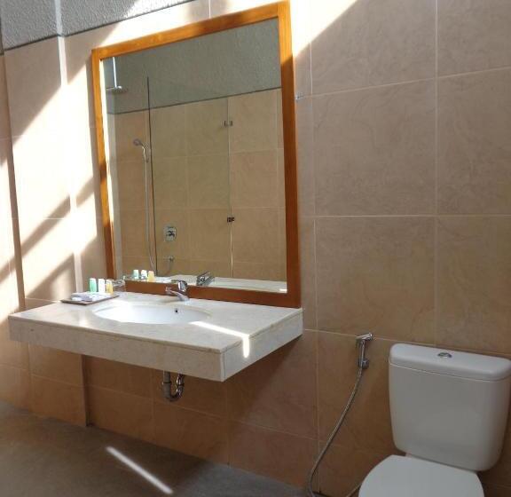 디럭스 룸, Luwansa Beach