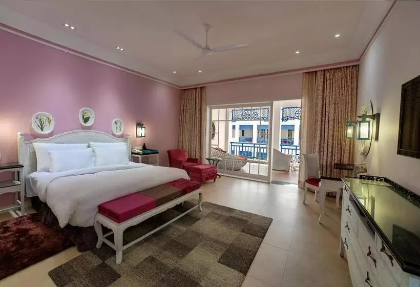 デラックスルーム, Mayfair Palm Beach Resort