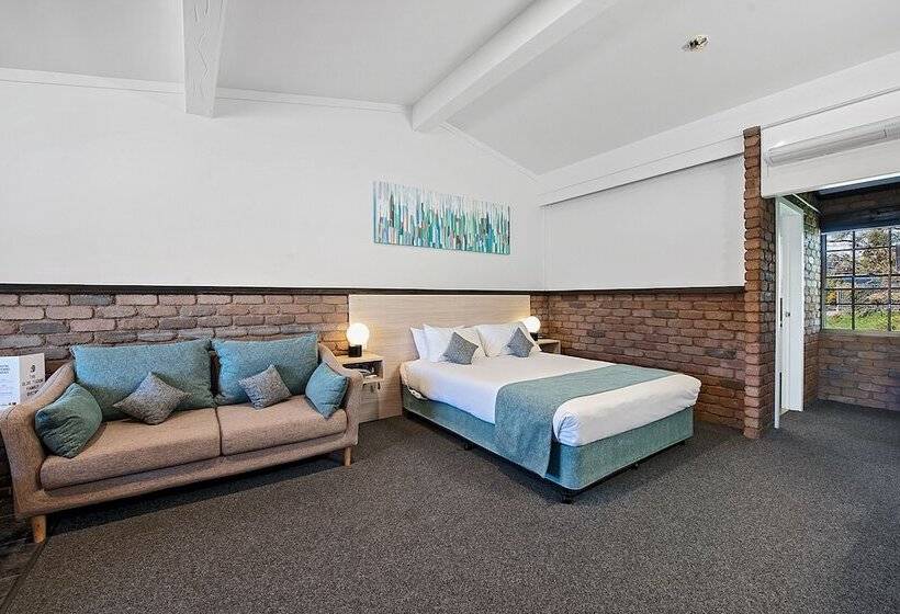 Lüks Süit, Olde Tudor