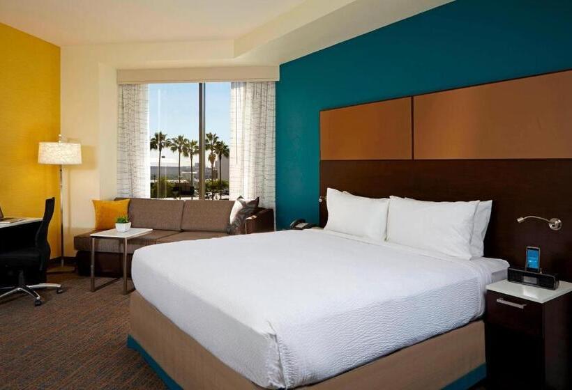 带大床的标准工作室, Residence Inn By Marriott Los Angeles Lax/century Boulevard