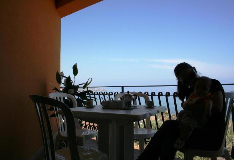 침실 1개 바다 전망 아파트, Pietre Bianche