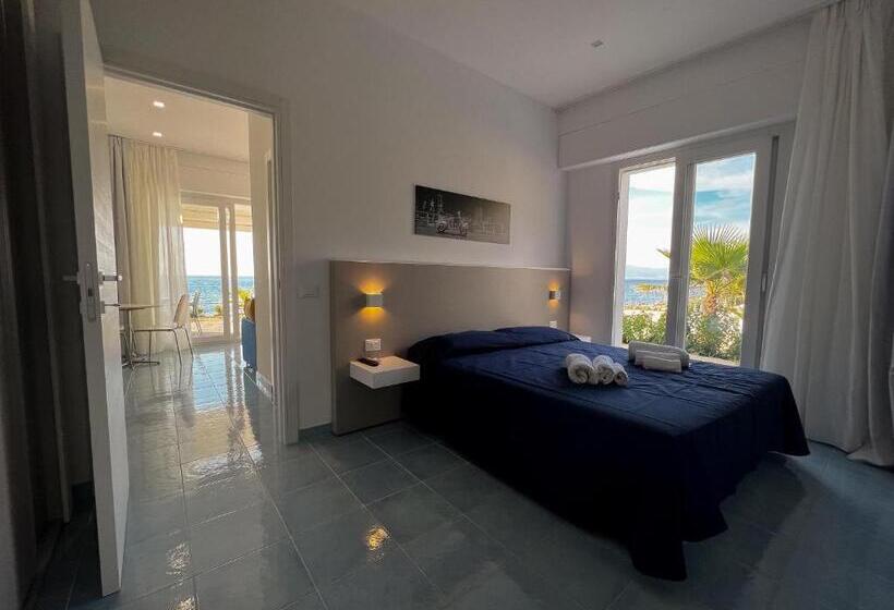 디럭스 스위트 바다 전망, Pietre Bianche