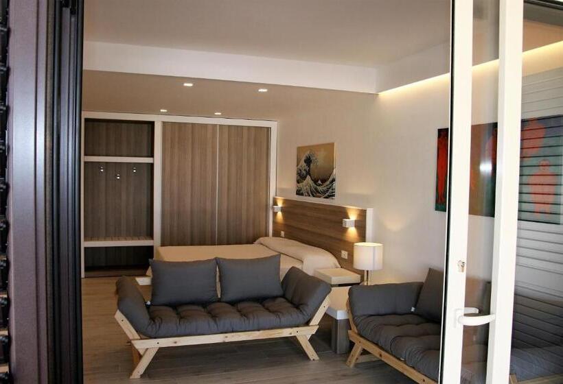 주니어 스위트 바다 전망, Pietre Bianche