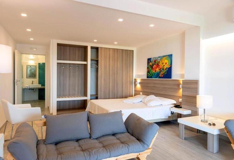 주니어 스위트 바다 전망, Pietre Bianche