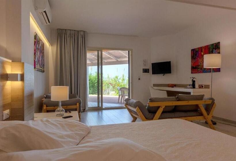 주니어 스위트 풀장 전망, Pietre Bianche