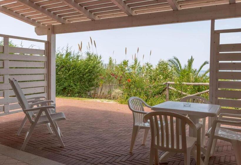 주니어 스위트 풀장 전망, Pietre Bianche