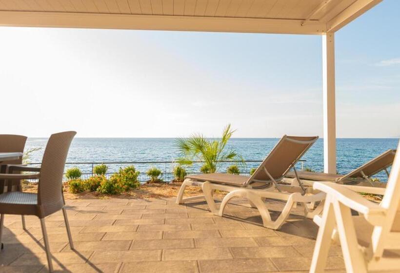 디럭스 스위트 바다 전망, Pietre Bianche