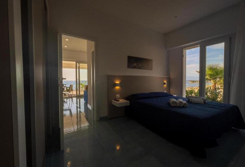 디럭스 스위트 바다 전망, Pietre Bianche