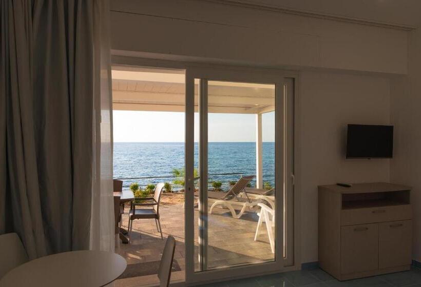 디럭스 스위트 바다 전망, Pietre Bianche