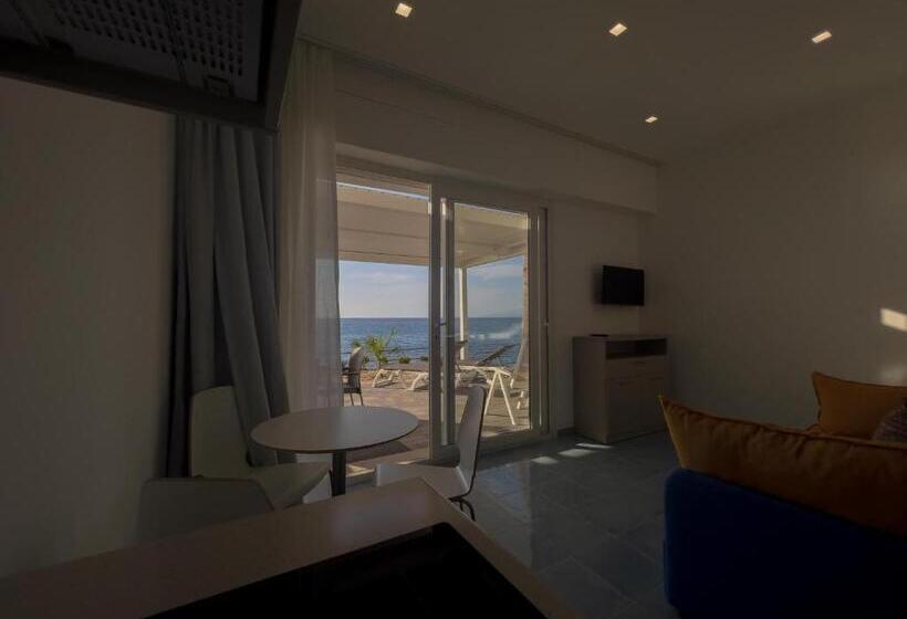 디럭스 스위트 바다 전망, Pietre Bianche