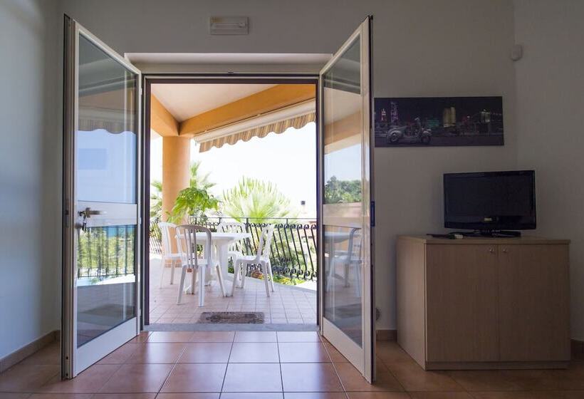 침실 1개 바다 전망 아파트, Pietre Bianche