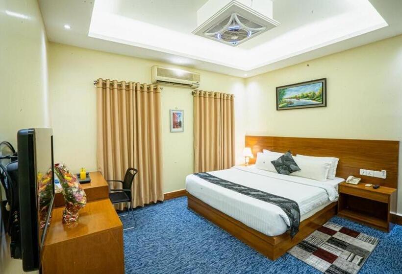 اتاق استاندارد, Richmond Hotel & Suites