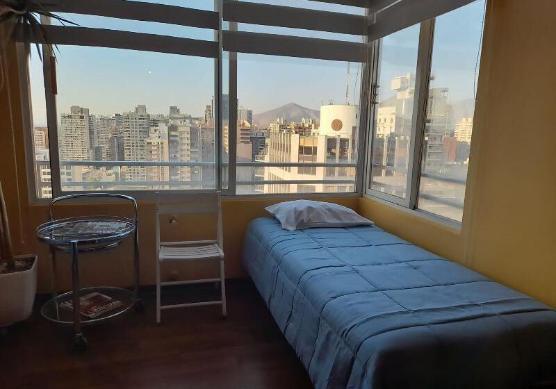 اتاق خانوادگی, Richmond Hotel & Suites