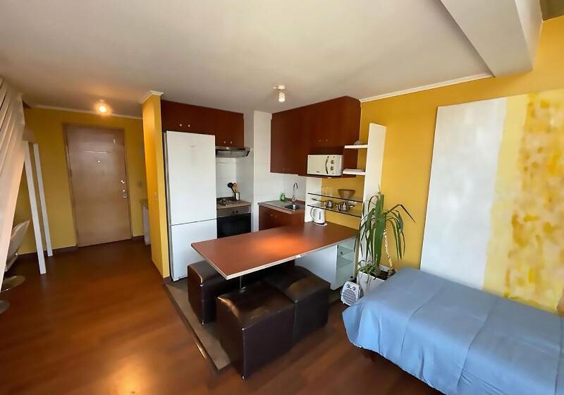 اتاق خانوادگی, Richmond Hotel & Suites