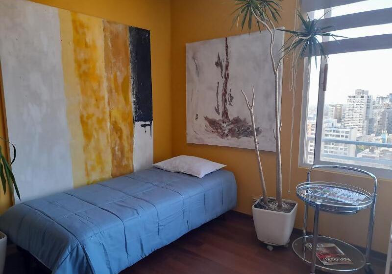 اتاق خانوادگی, Richmond Hotel & Suites