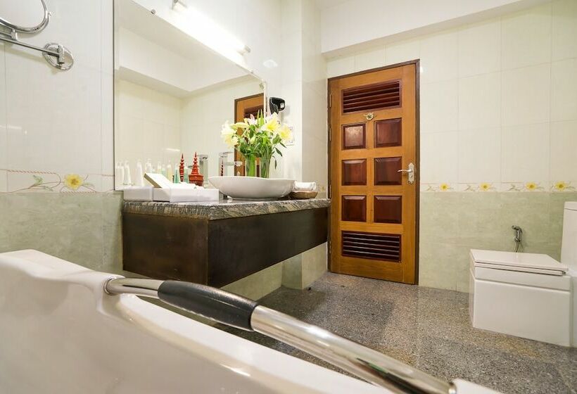 سوییت, Shwe Pyi Thar