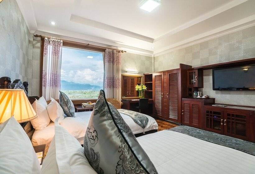 اتاق لوکس, Shwe Pyi Thar