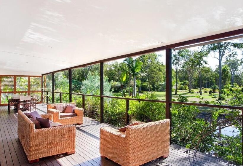 Хижина, Lake Weyba Cottages Noosa