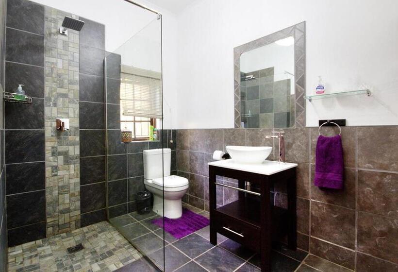 חדר סטנדרט לשלושה, Maputaland Guest House