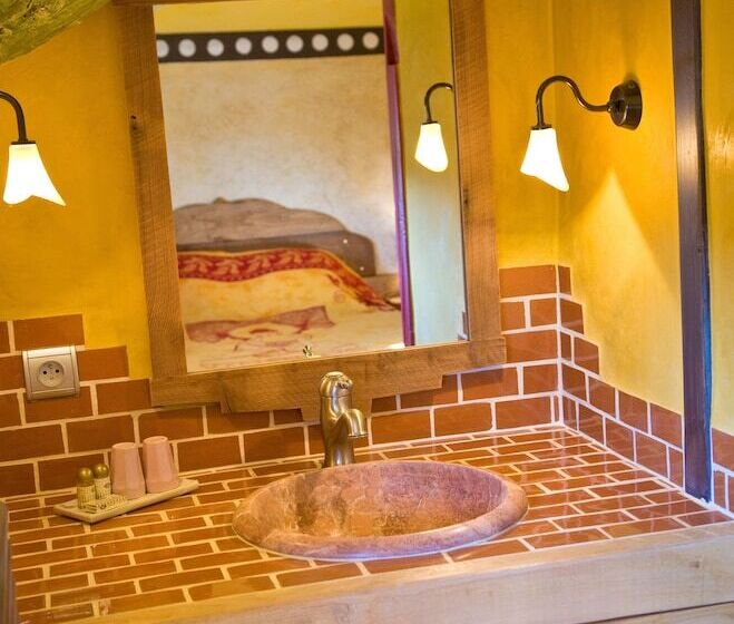 شقة غرفة واحدة, Valsoyo