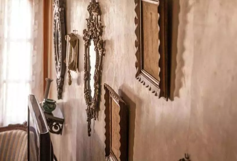 اتاق استاندارد, Riad Alhambra