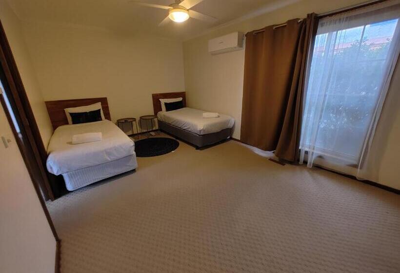 Апартаменты 2 Спальни, Yarra Valley Motel