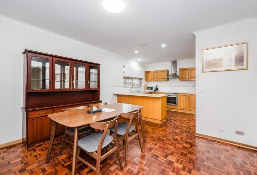 Апартаменты 2 Спальни, Yarra Valley Motel