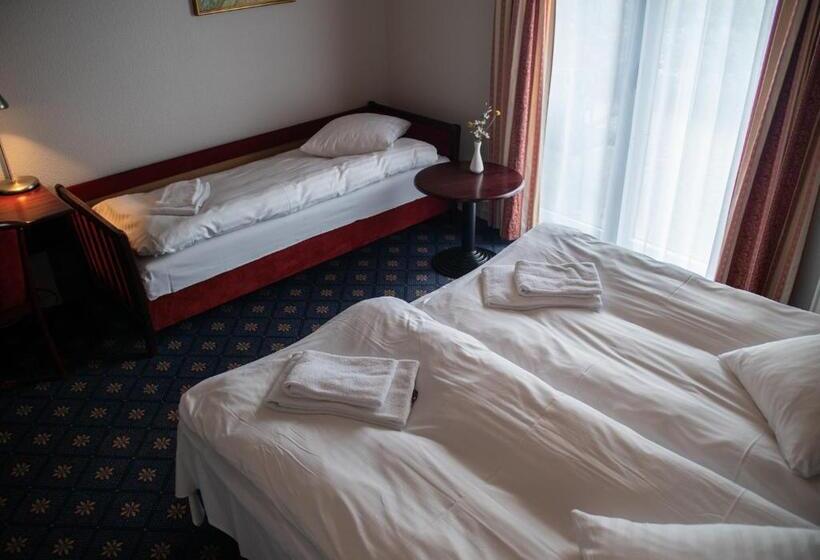 חדר סטנדרט לארבעה, Søgården Brørup