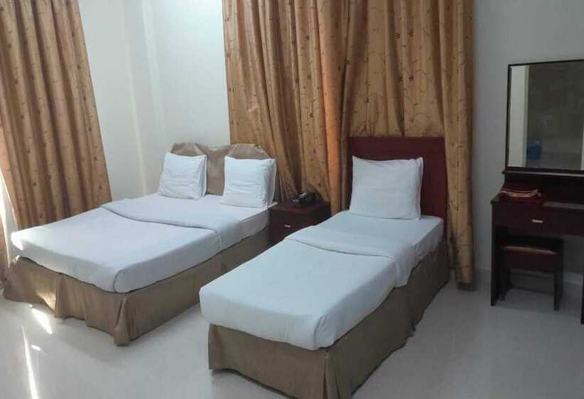 اتاق لوکس سه تخته, Oyo 111 Al Thabit