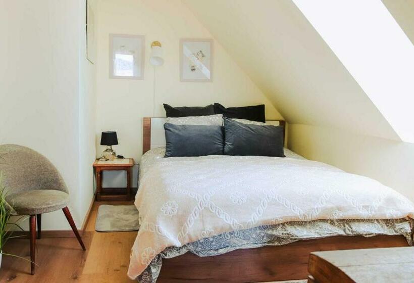 标准间带阳台, Amd Chalet