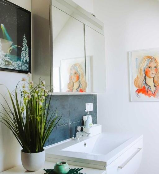 豪华房间, Amd Chalet