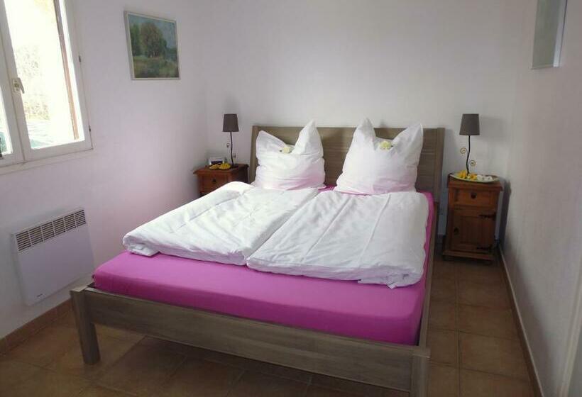 스탠다드 룸, Bed And Breakfast