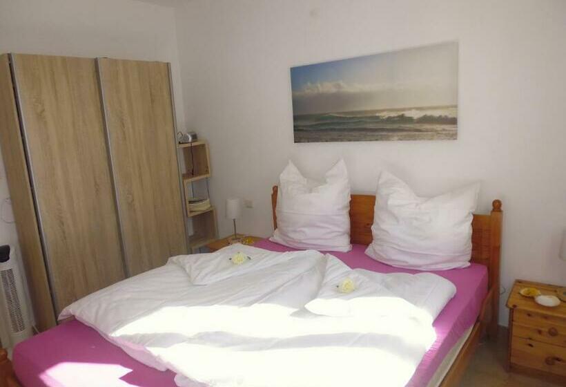 Номер Стандарт, Bed And Breakfast