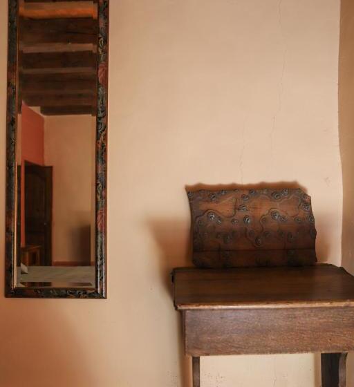 Standard room with outdoor bath, Château De Sothonod
