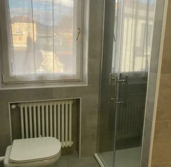 Pokój Standard Trzyosobowy, Lavini