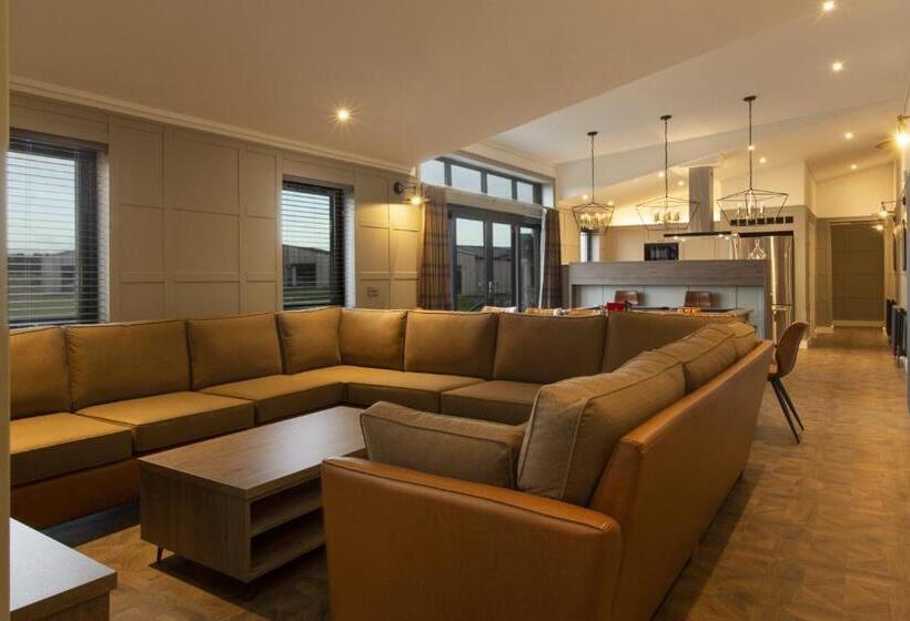 スタンダードルーム, Dundonald Links